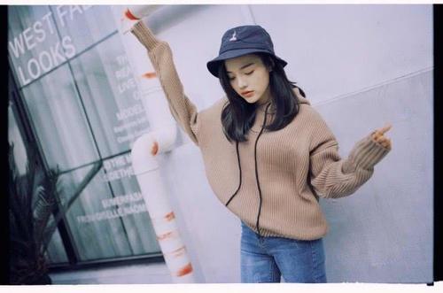 铅笔裤怎么搭配衣服 这两种方法教你穿出大气和时髦