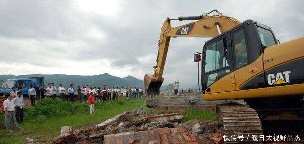  #农民#9月1日起，农民一种行为不再免费，村干部上门收，每家几