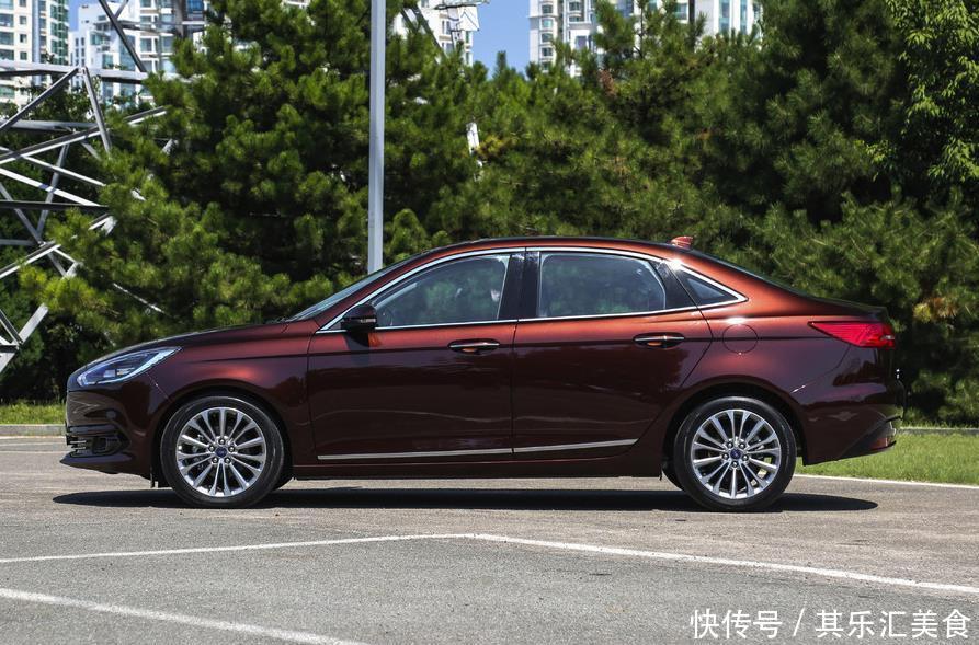 汽车@深入人心的福特福睿斯,除了外观这一优点外,还有哪些优点?