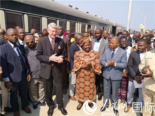 坦赞铁路与本格拉铁路首次实现客运联通