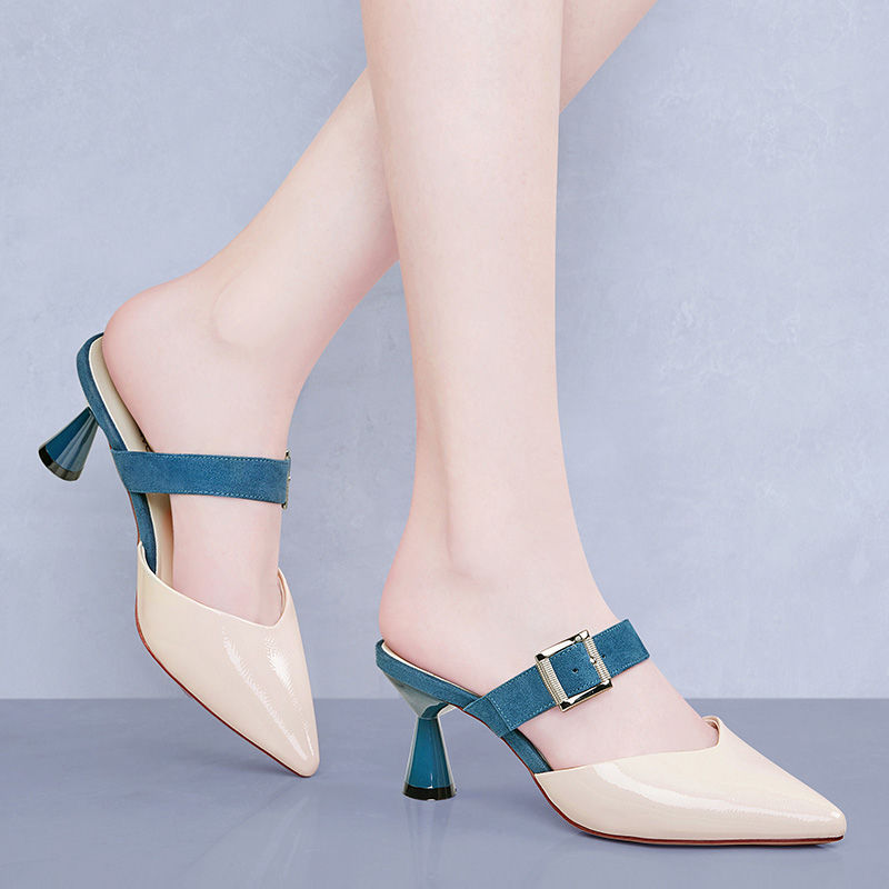 矮个子女人更要穿这高跟,现特流行阔腿搭高跟,轻松模特身材