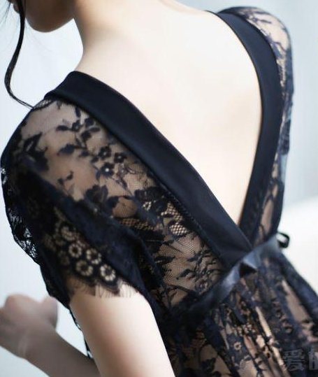 悄悄的告诉你，老婆偷偷买了这睡衣，七夕打算穿着和我过，美绝了