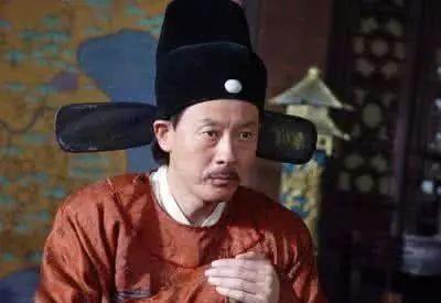 『一小』明朝一小官,向朱元璋请假六天,第七天回来了,朱元璋:把他杀了