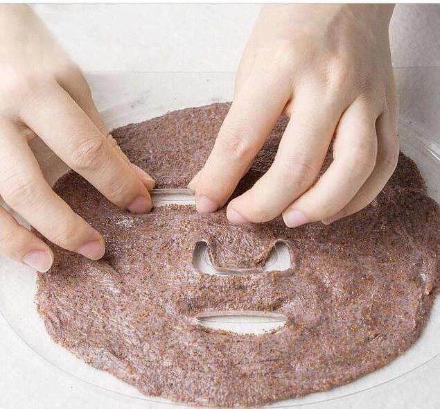 很多女性都“瞧不起”超市里2块钱的它，睡前擦一擦，完爆玻尿酸