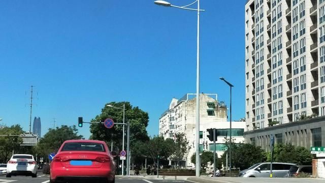 宝马男被反杀案:其实认定正当防卫并不难
