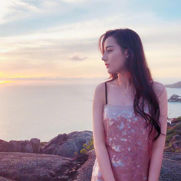 当168的热巴撞衫178的奚梦瑶, 终于知道长相和身材哪个重要了