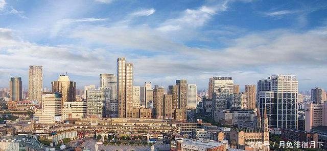  「折江」它是中国大陆面积最小的省份, 却是经济发展最快的省份！