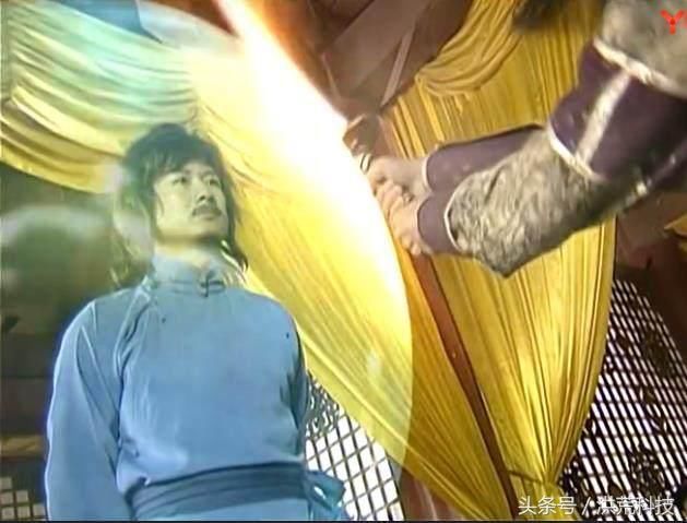 《风云》无名有多强?以草叶破皇影的七式刀意