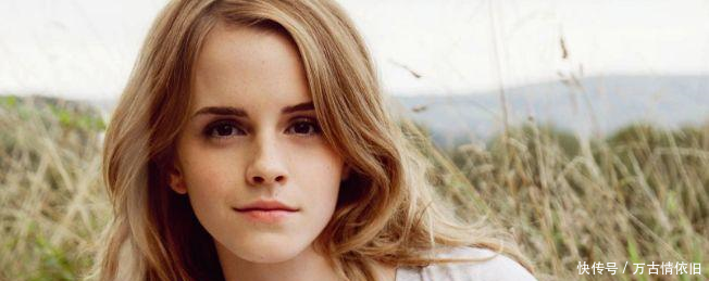 梅根撞衫工作人员, 与哈里王子绯闻对象同框, 到底谁更尴尬