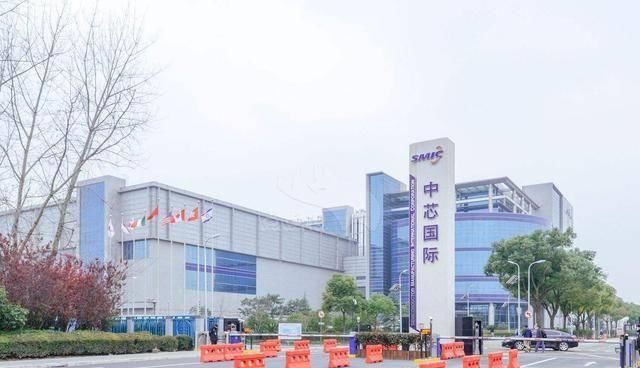 『荷兰』荷兰光刻机到货,中芯与华为获得双赢,美国的技术施压将全部失效