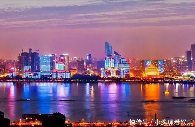 广西南宁和浙江杭州，两座城市的摩天建设，谁更胜一筹