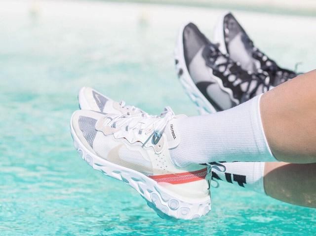 你买的球鞋价格会起飞还是倒闭？关键看颜色！