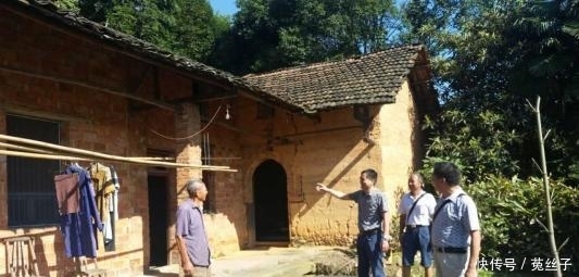  2020年■国家准备了226亿帮助农民建房, 要求2020年全部完成, 快