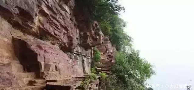 中国最极端的两个村庄 一个在天上, 一个却在地下!