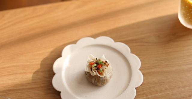  朋友圈@这个烧麦好吃又好看，惊艳了朋友圈，都问怎么做其实做法很简单！