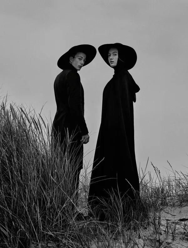  摄影师@太酷了！俄罗斯心理学家无师自通玩摄影，业界封神为时尚圈的“变色龙”