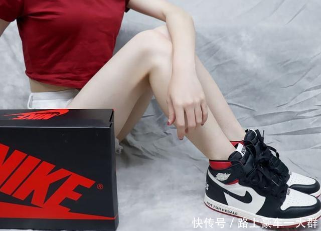  [丝绸]当女生穿起AJ 1，比男生都帅！盘点4双最适合女生的Air Jordan 1