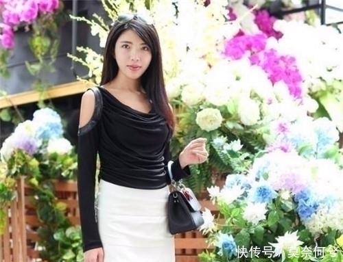 【微胖】街拍微胖身材的小姐姐,身材紧致动人,养眼又好看