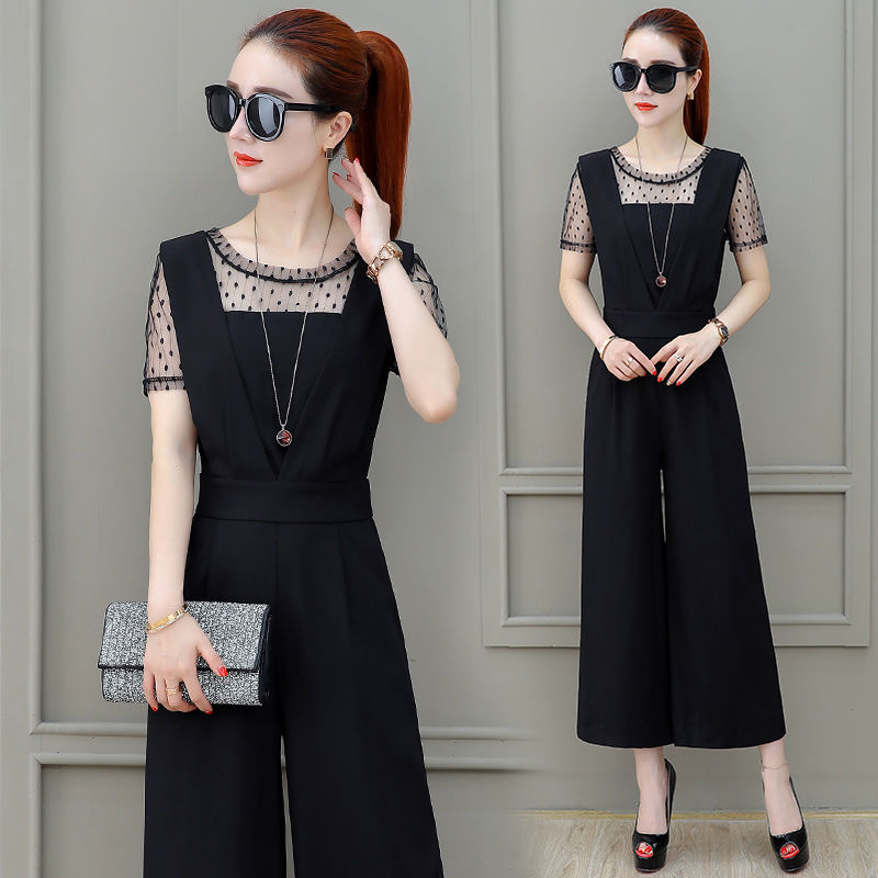 70后老婆眼光真毒，一眼相中这优雅套装!凸显迷人身材，超美嫩