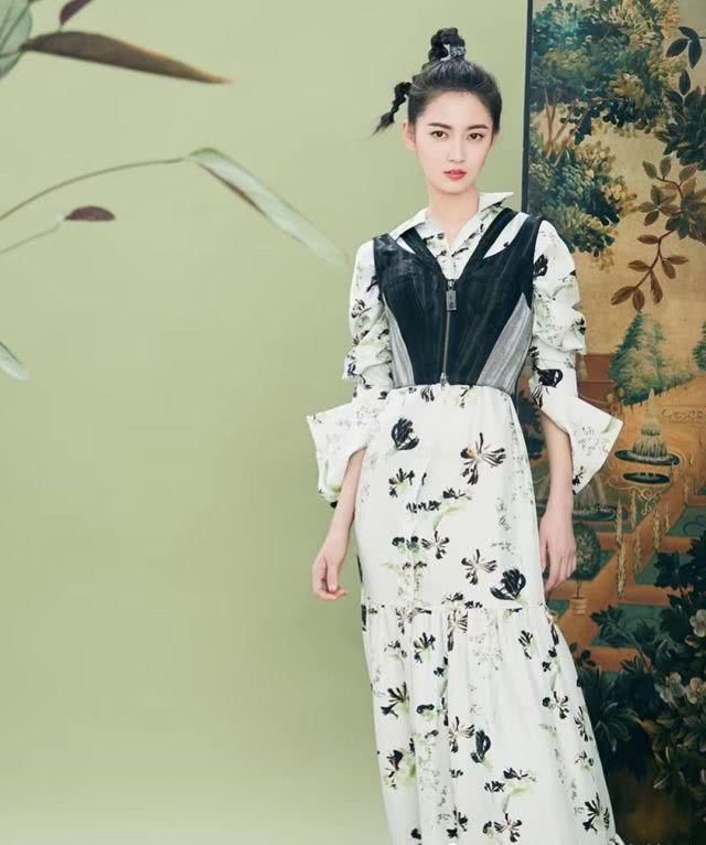  「学会」可爱女生如何搭配成御姐？学会这几条你也可以！