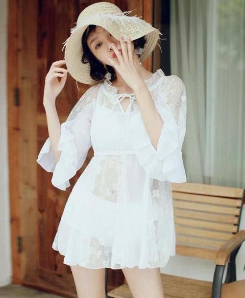 小姐姐:大方性感的比基尼小姐姐,体现出女性优雅女人味,撩人气质十足