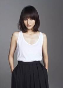 当40岁袁泉和43岁梅婷同框,终于见识了气质脸的最高级形式