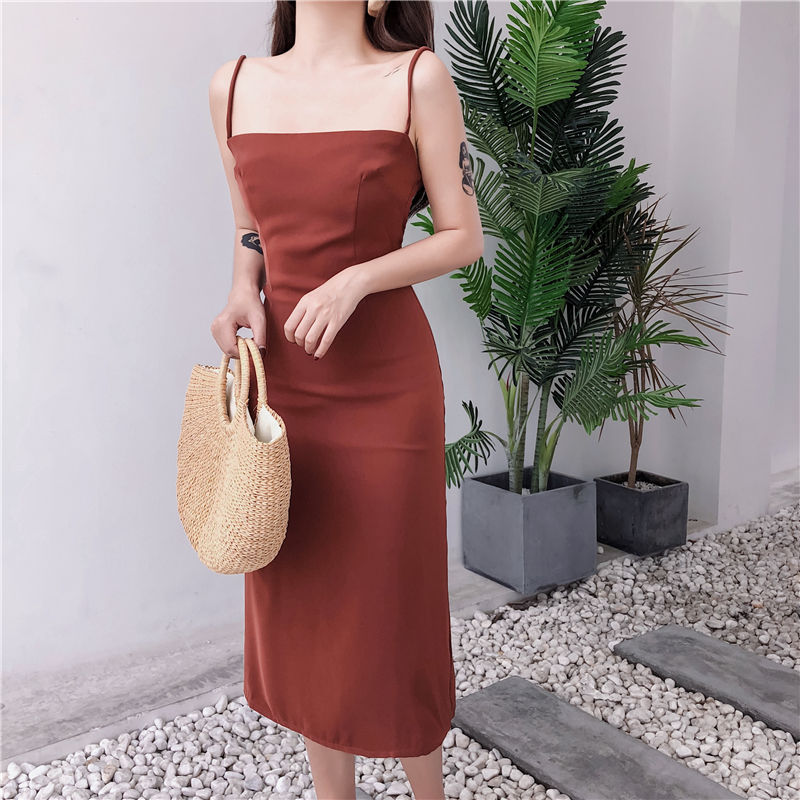 太撩人了，新出的“流氓裙”，设计感十足，超有女人味