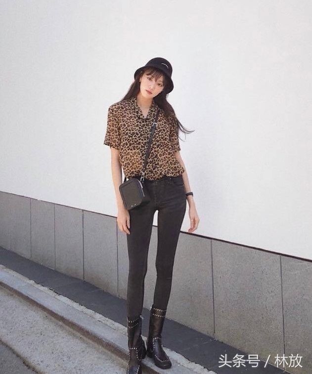 奚梦瑶穿豹纹参加维密面试，一不小心被李圣经欧尼同款穿搭秒成渣