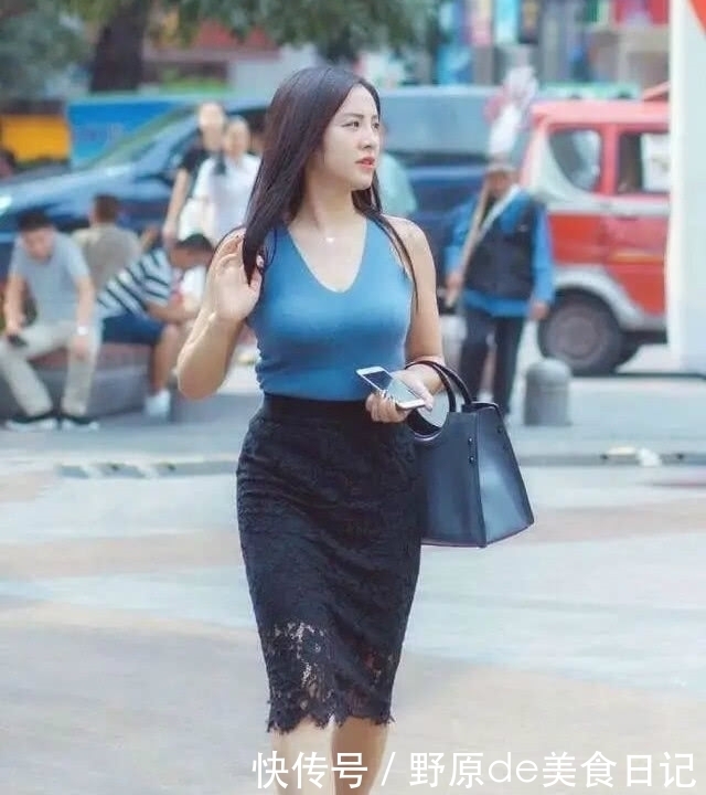 『女士』不要小瞧微胖女士,线条好穿直筒裙一样上镜