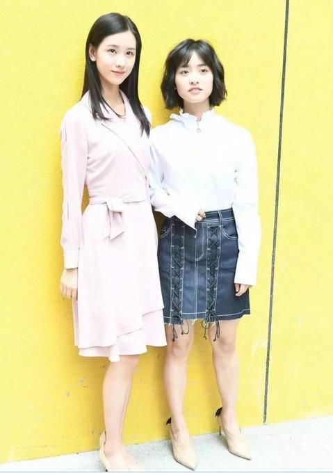 沈月颜值比陈都灵更抗打，可这腿在她的对比下，更短更粗了!