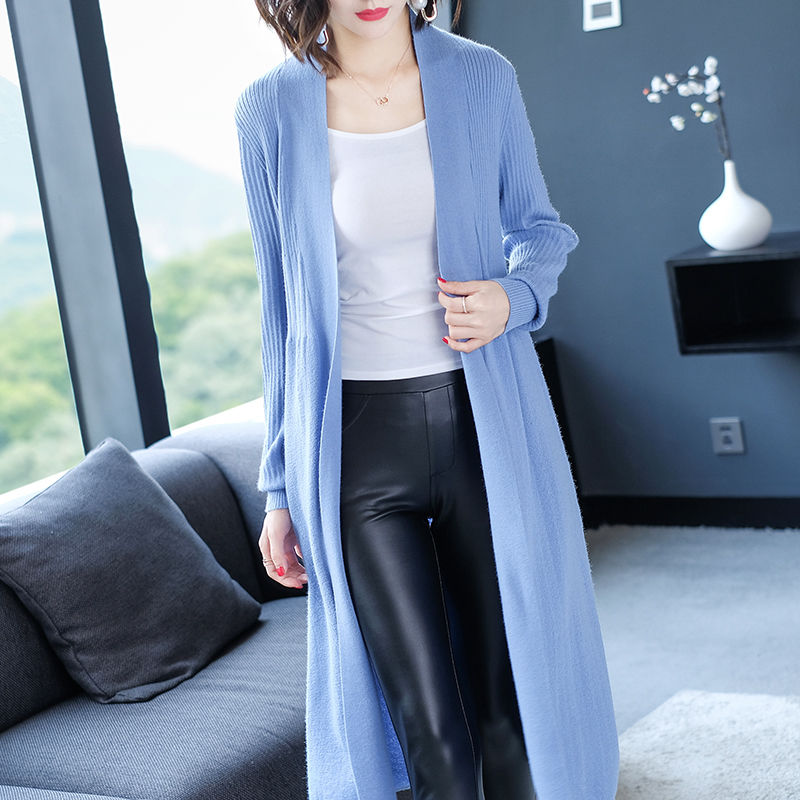 难怪，老婆把毛衣扔了，刚上新针织衫，搭配小脚裤，想不嫩都难啊