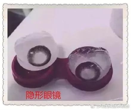 百斤大鱼锯着卖！有些人看起来是鱼贩，其实是个木匠