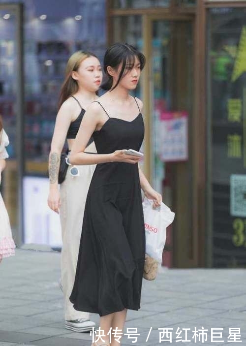  『舒适』连衣裙显优雅纯美的气质，穿起来舒适大方清新唯美