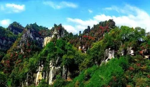 陕西有几个人间仙境，虽名不见经传，但去过的呆上了都不想走！