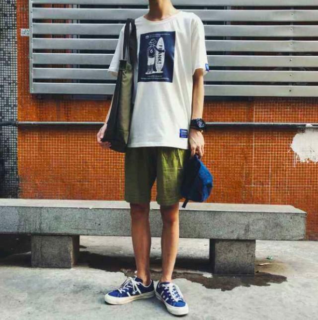 女生：男生穿这4件衣服丑爆了！想撩妹就赶紧扔了吧！