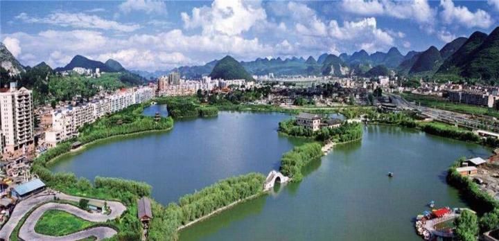 国内“最凉快”的城市，人均GDP全省第二，被称为“中国凉都”