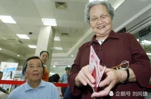  [强积金]生活在香港是一种什么感受？要花多少钱？