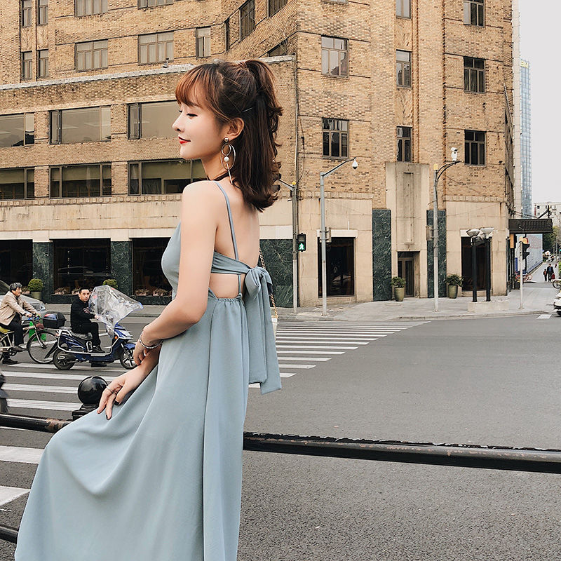 老婆居然偷偷买了这种露背沙滩裙,穿上又白又嫩,美的让人心醉