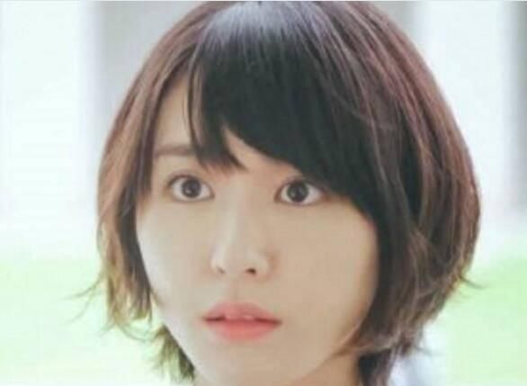 『适合』15款圆脸女生适合的短发发型，减龄瘦脸，提升气质