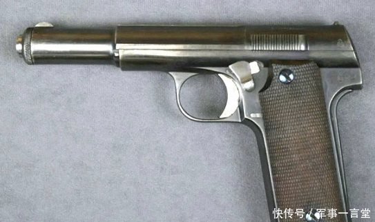 二战4把经典手枪,第一把是六响枪的终结者,第