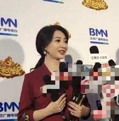  『柳岩』柳岩妈妈曝选女婿条件遭女儿吐槽要求太多，柳岩称沟通的好就行