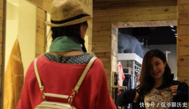  「套路」女人买衣服时, 导购永远不会说的3个小秘密, 太多人吃了哑巴亏