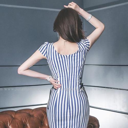 难怪都喜欢这样的包臀裙，真是时髦还百搭