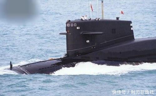 热闹非凡 这位大人物在国产航母海试以后来到