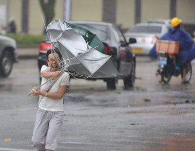 台风利奇马风速每秒56米，这个台风却达每秒76米，瞬时阵风超百米
