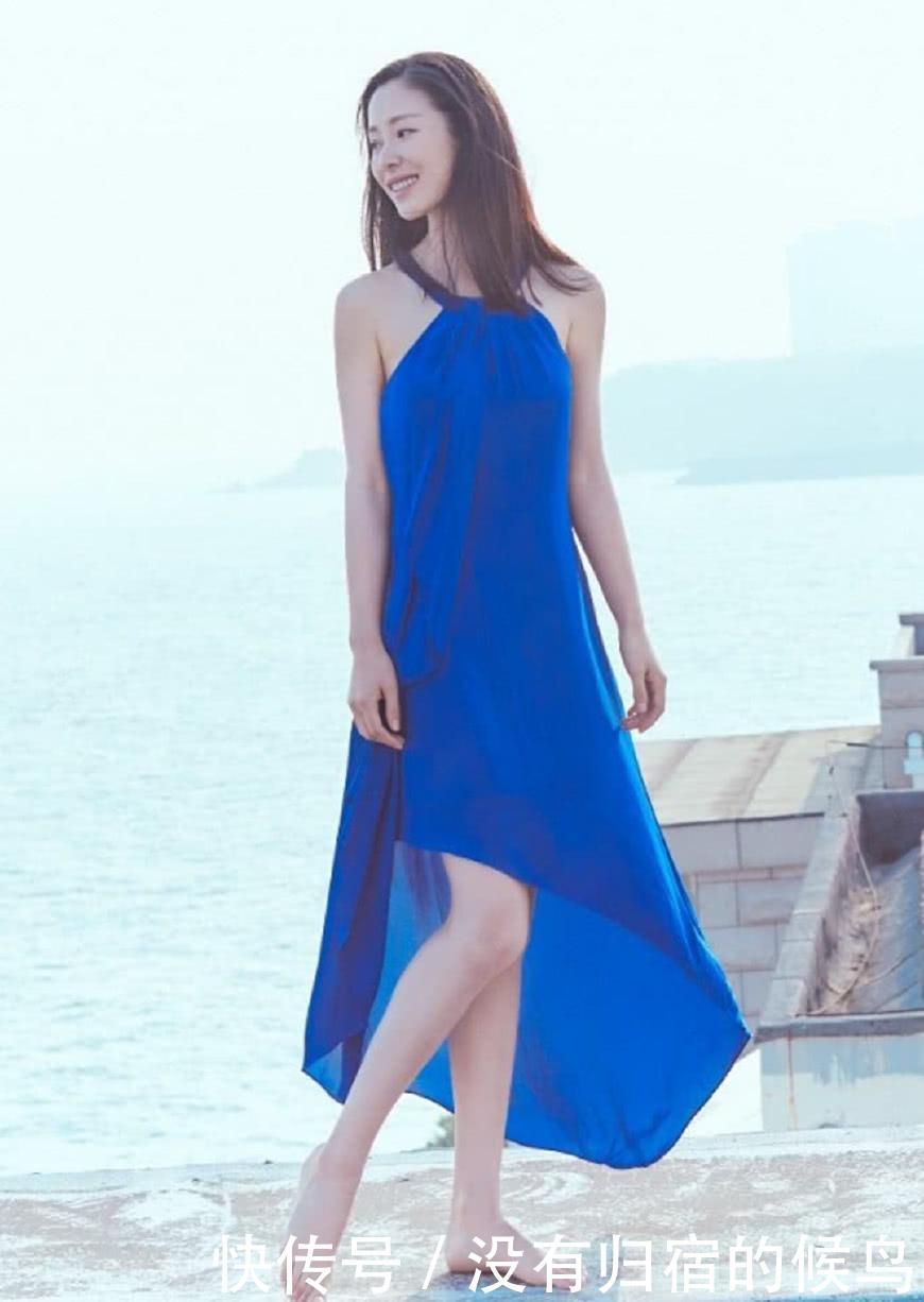 江一燕真敢穿, 转身的那一刻全世界都安静了, 网友: 大饱眼福!