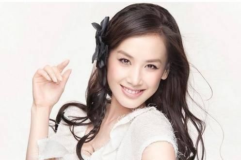  『女生』长脸女孩有无刘海发型大PK，最美女生删刘海，也能貌美依旧