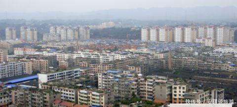 四川终于要开始建设经济副中心了，七个种子选手，到底花落谁家？