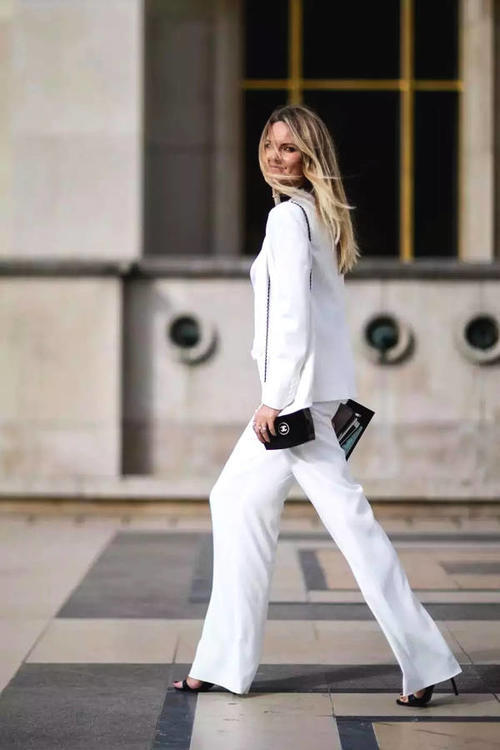 女人再漂亮也不能这样穿！因为谁穿谁丑！