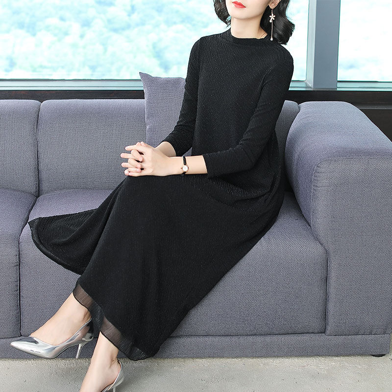 老婆把阔腿裤扔了,换上时下流行的棉麻裙,还别说,真的挺美